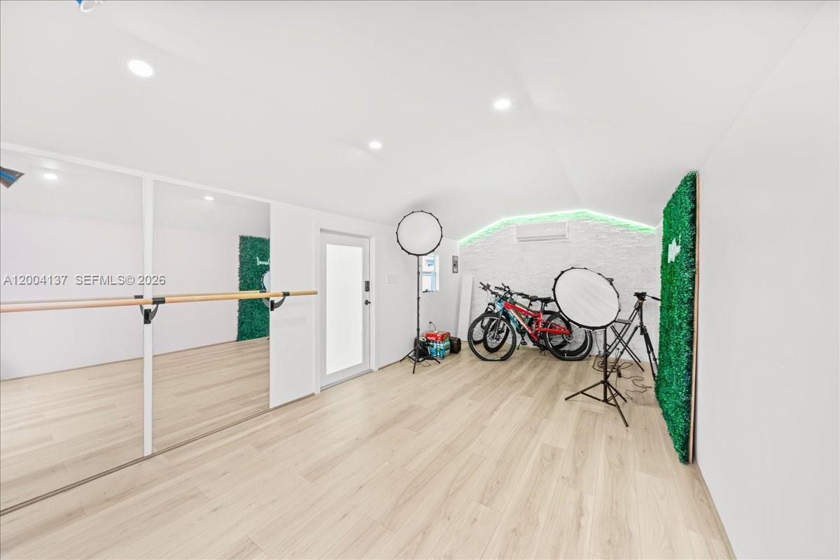 CARVER RANCHES - Residential