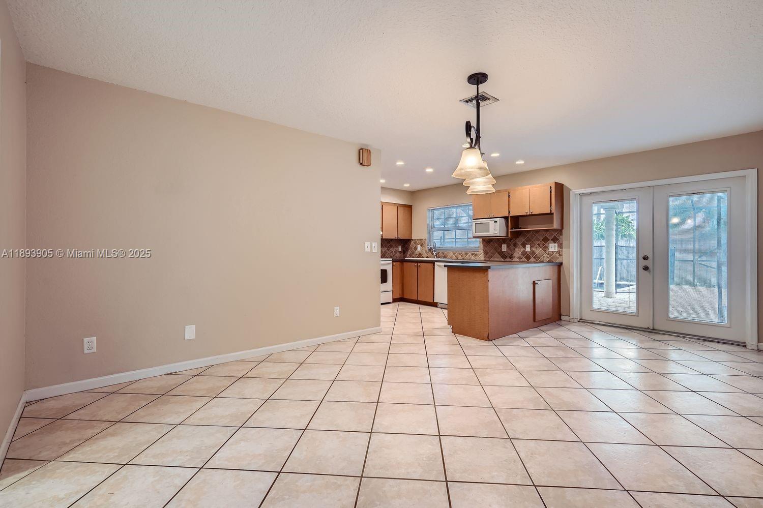 PALM BEACH GARDENS 6 - Residential