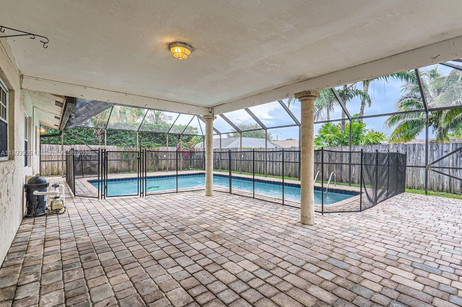 PALM BEACH GARDENS 6 - Residential