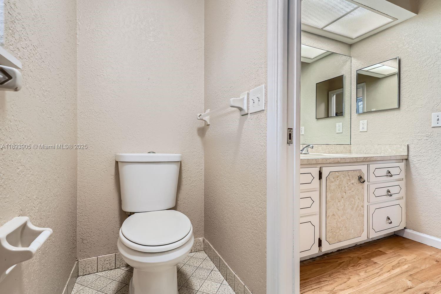 PALM BEACH GARDENS 6 - Residential
