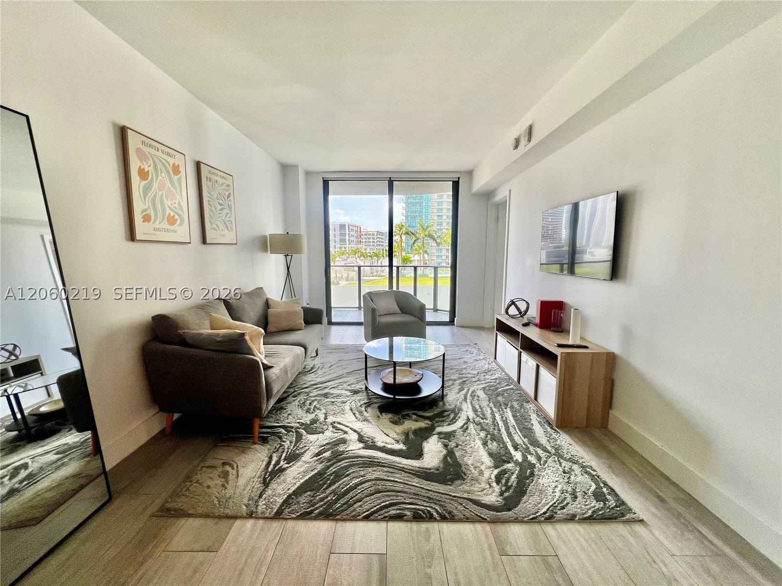 121 NE 34th St 803