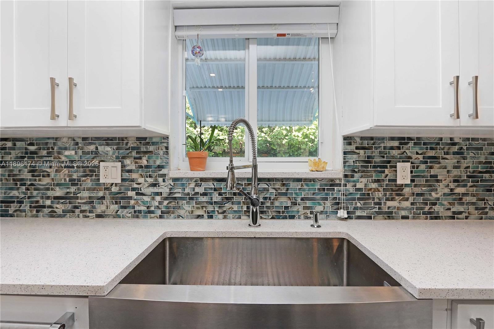 HOLLYWOOD - Residential