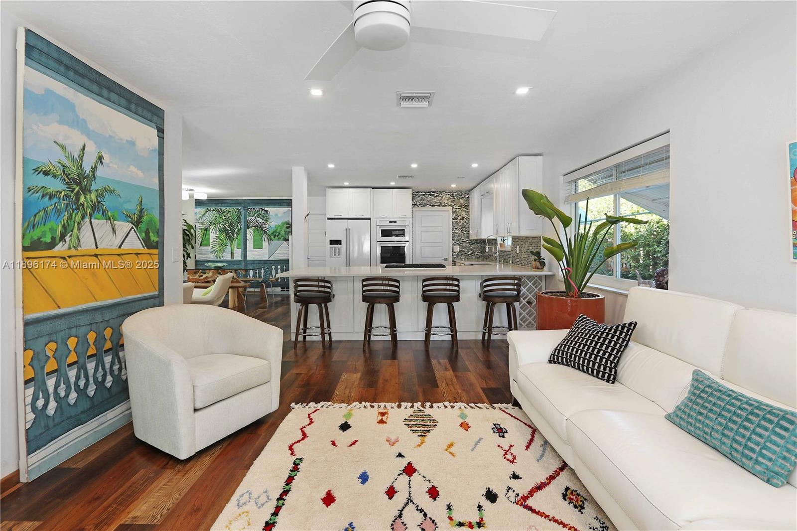 HOLLYWOOD - Residential