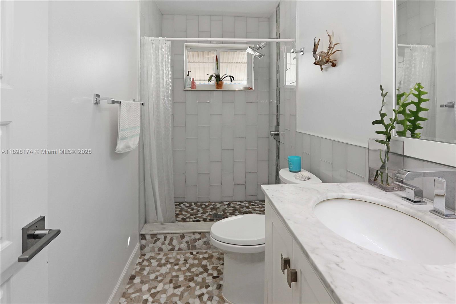 HOLLYWOOD - Residential