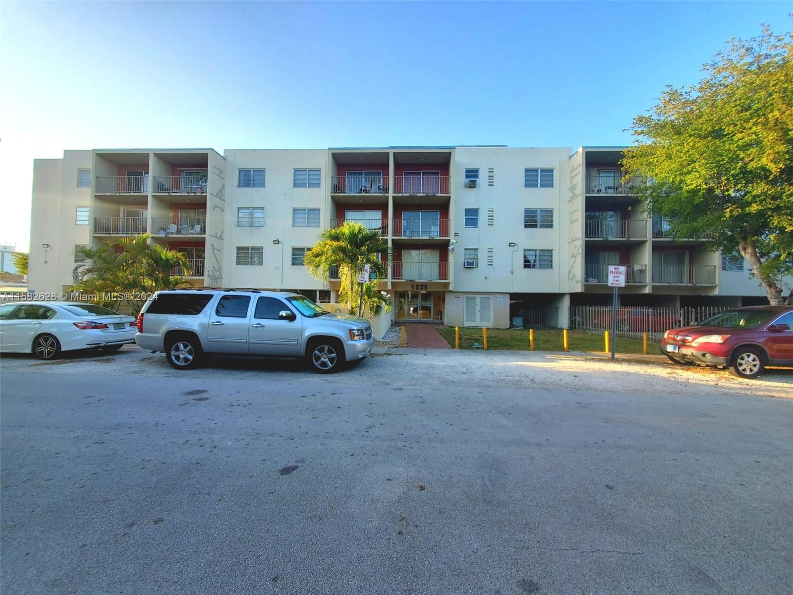 View North Miami, FL 33161 multi-family property