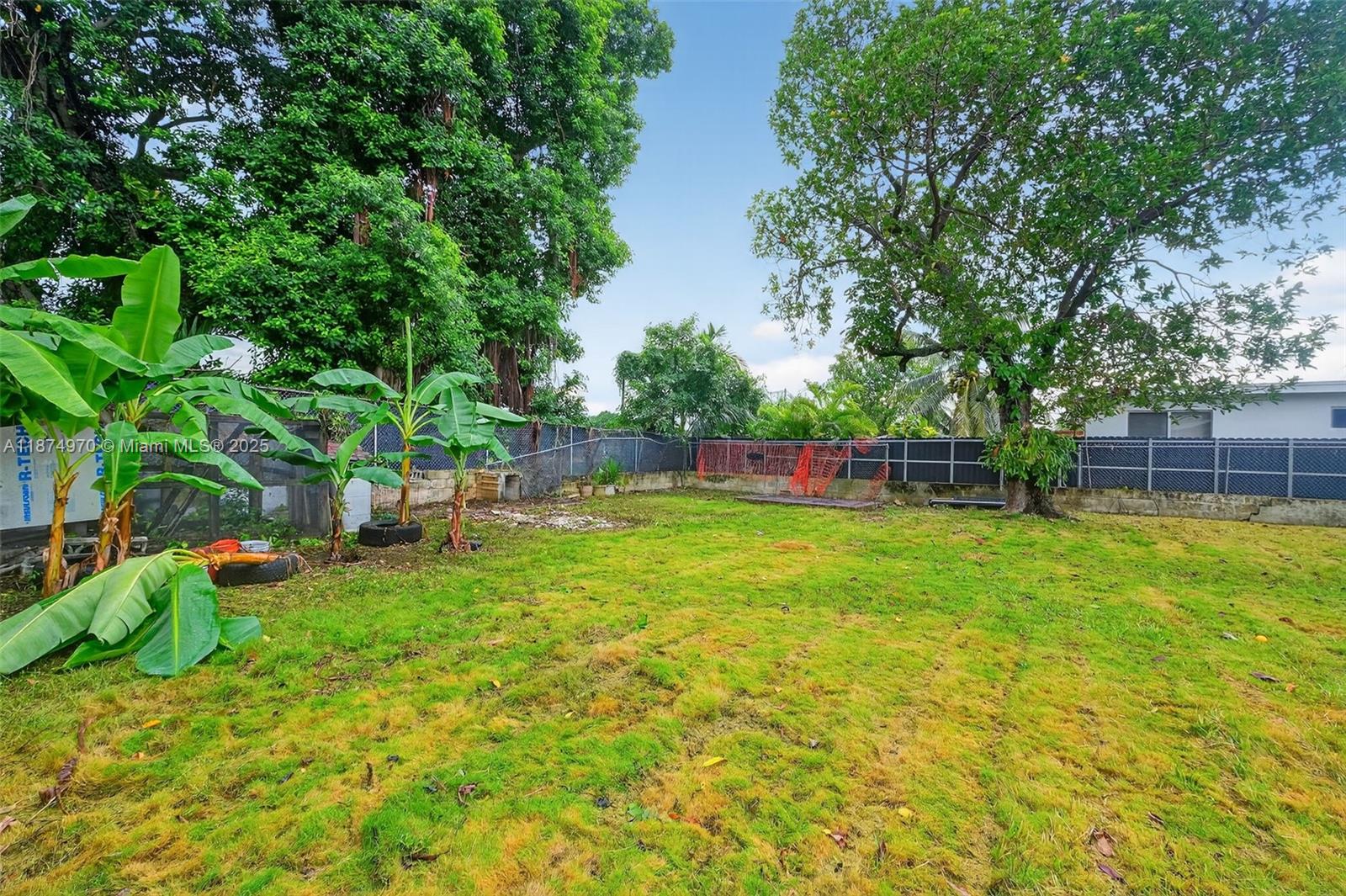 PALBICKE & GARRISONS ADDN - Residential