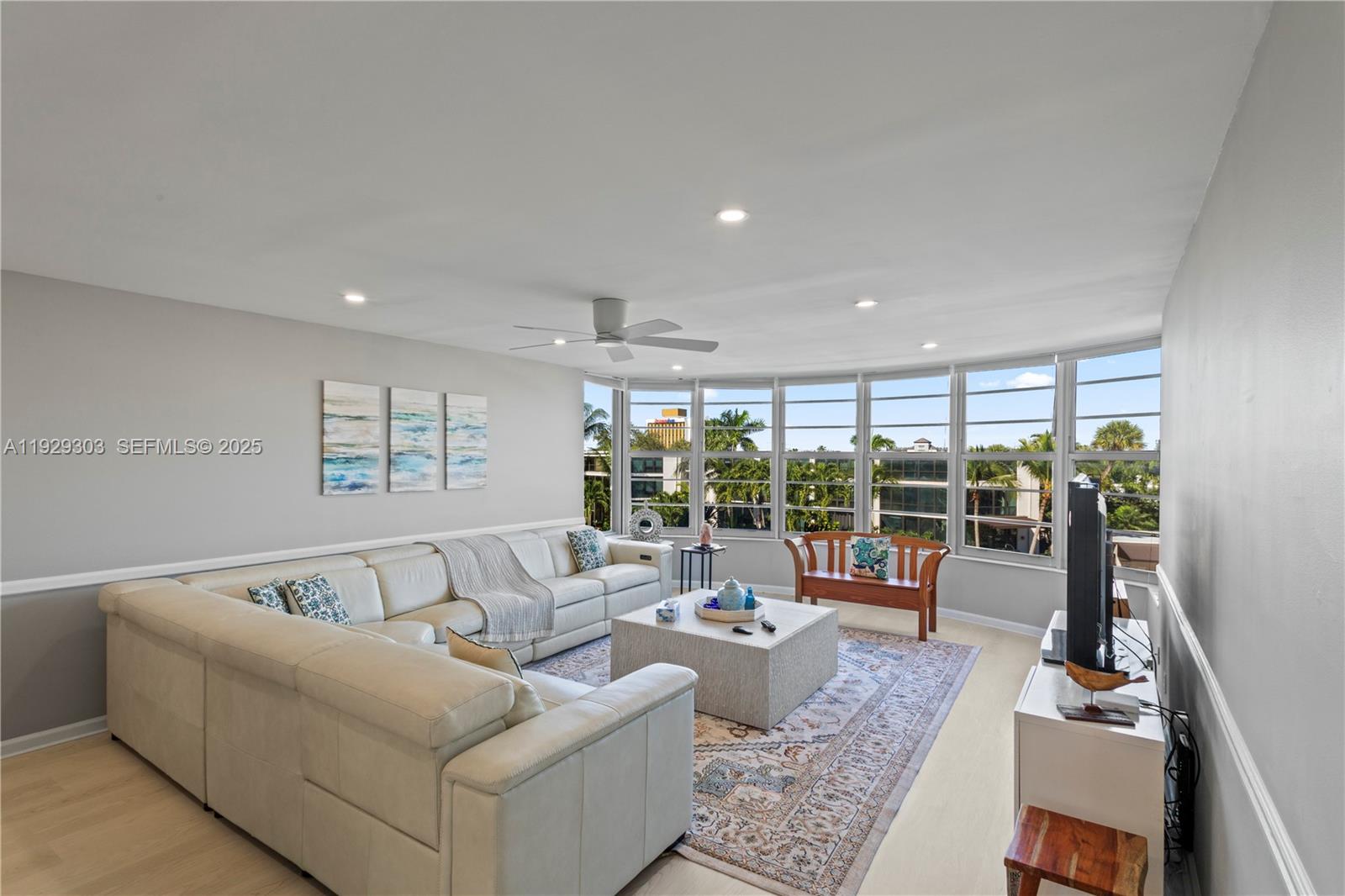 RIDGEVIEW TOWERS CONDO - Residential Lease