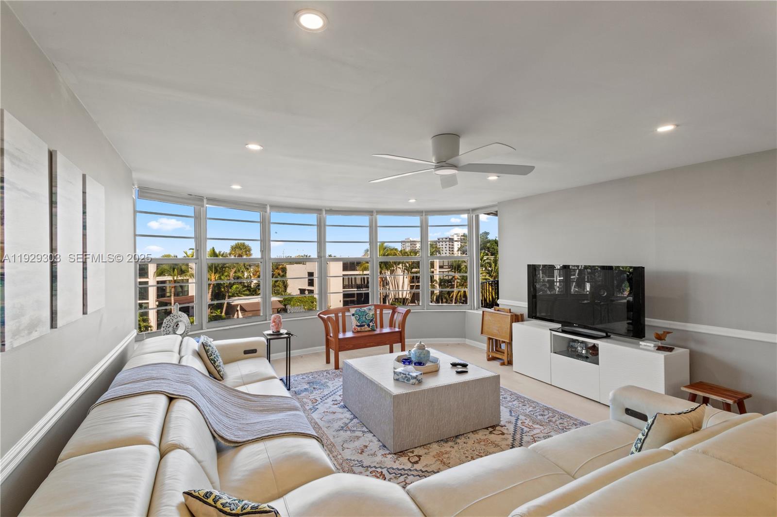 RIDGEVIEW TOWERS CONDO - Residential Lease