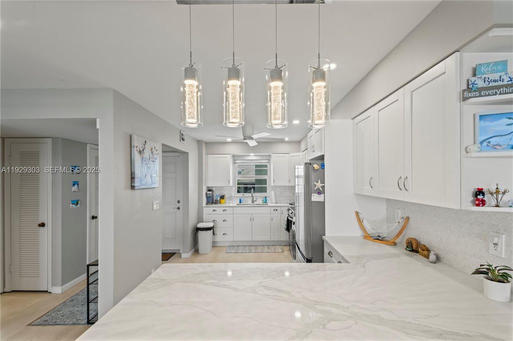 Photo of 3051 NE 48th St #307, Fort Lauderdale, FL 33308 (MLS # A11929303)