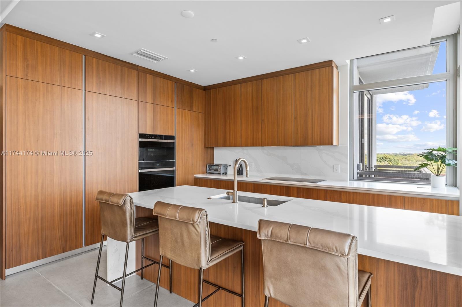 CORAL GABLES BILTMORE SEC - Residential