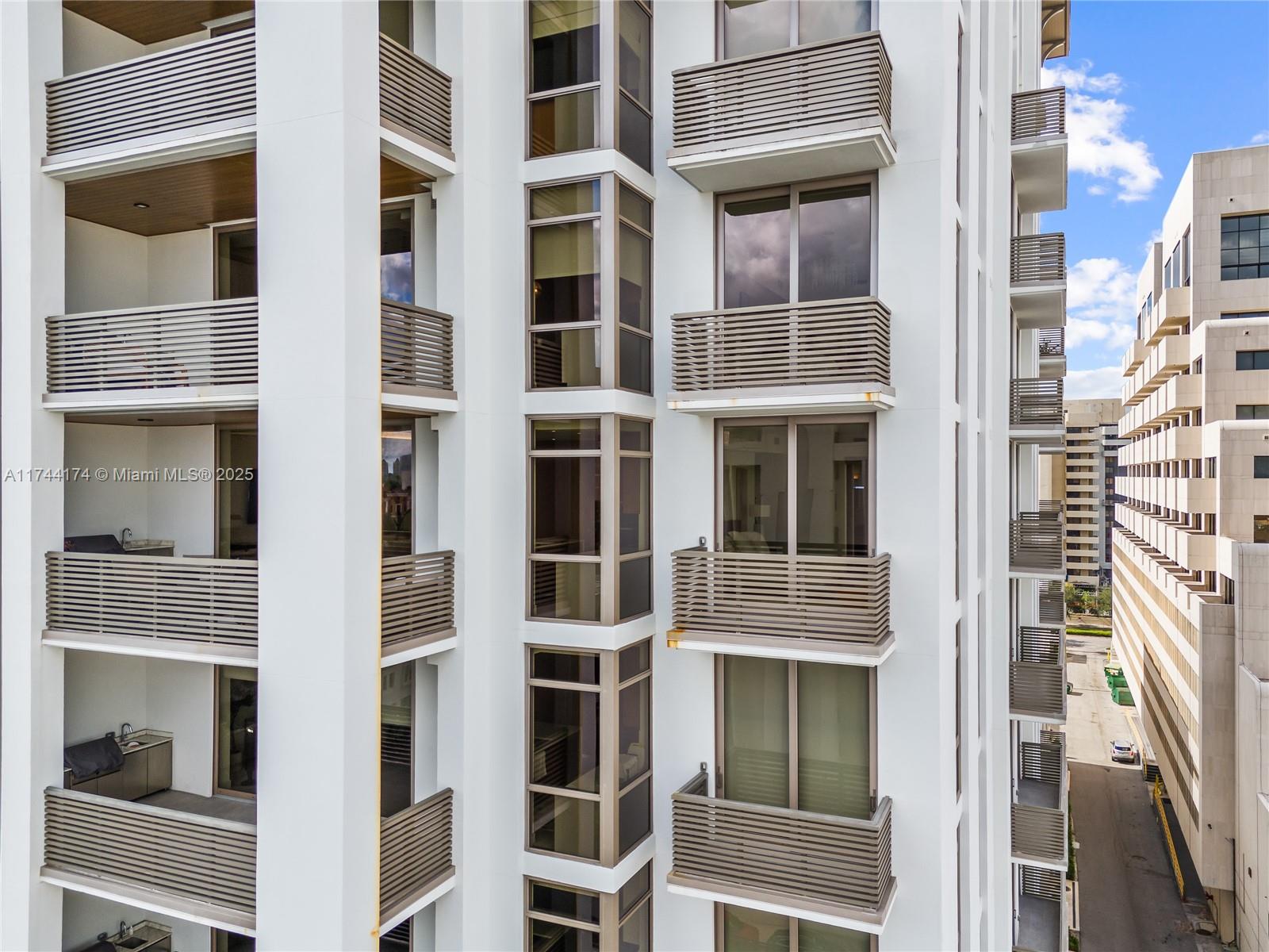 CORAL GABLES BILTMORE SEC - Residential