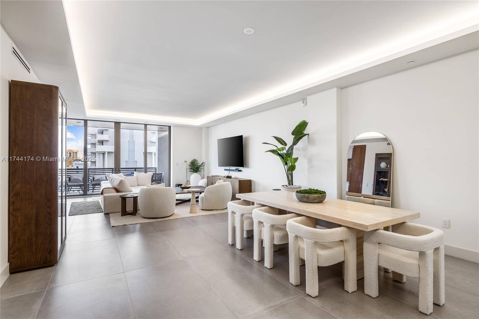 CORAL GABLES BILTMORE SEC - Residential