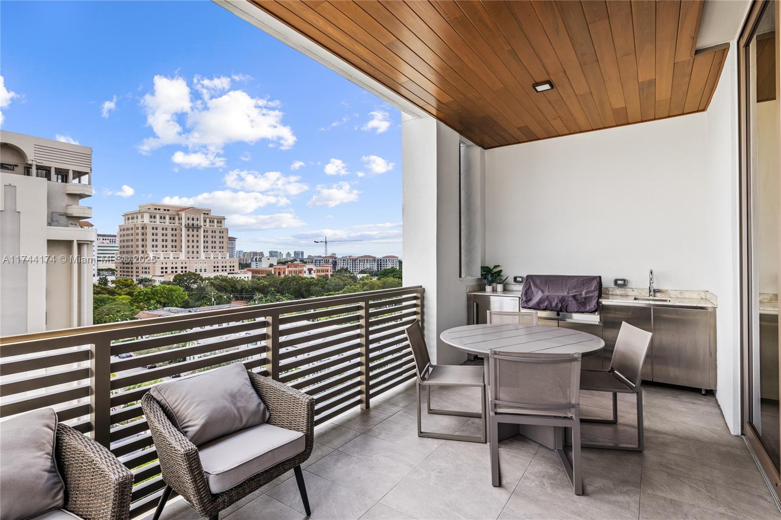 CORAL GABLES BILTMORE SEC - Residential