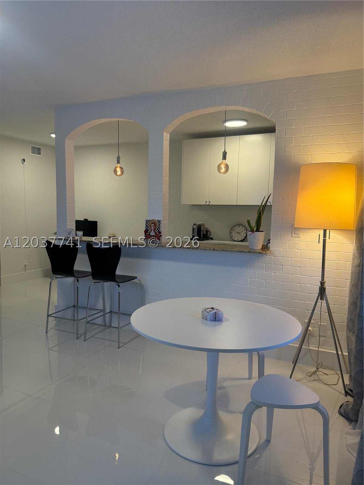 2200 S Ocean Dr N112