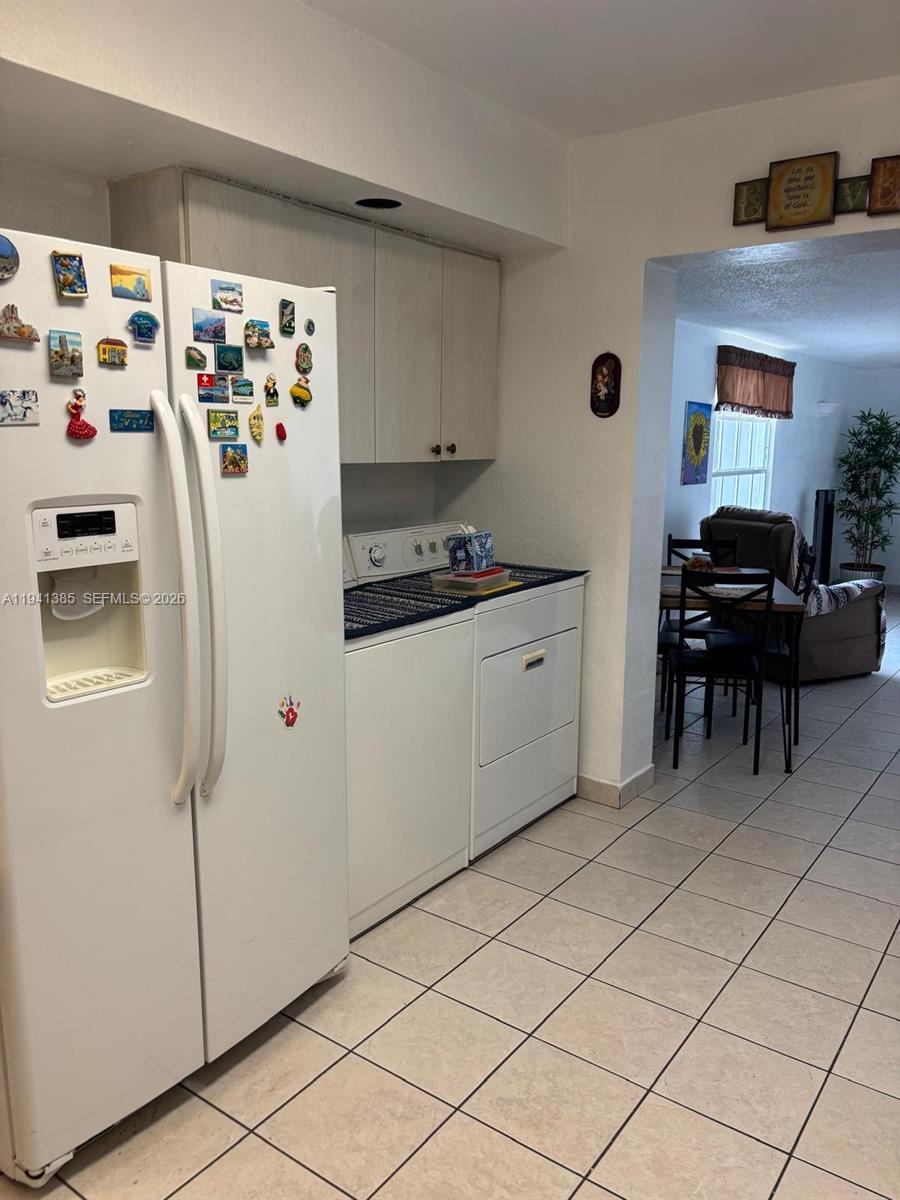 COUNTRY CLUB OF MIAMI - F - Residential