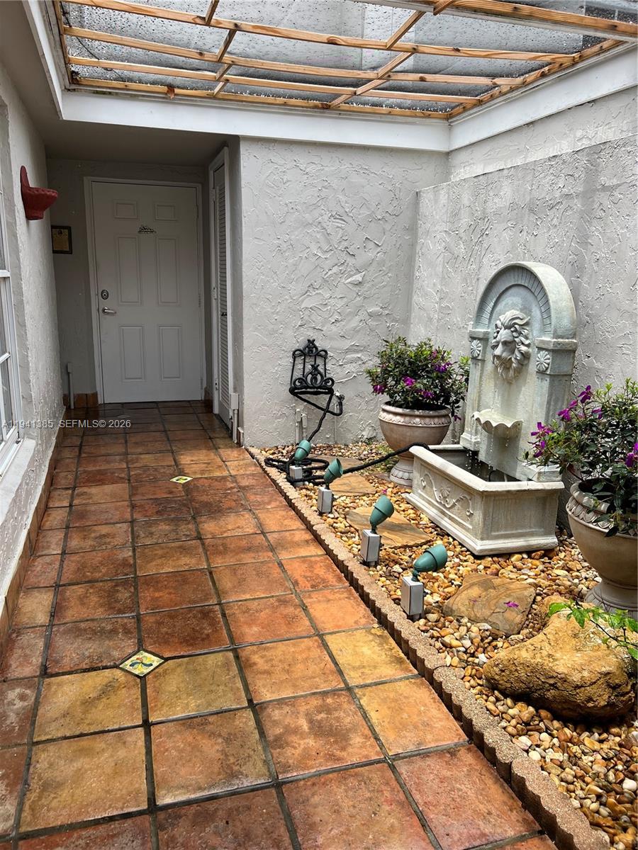 COUNTRY CLUB OF MIAMI - F - Residential