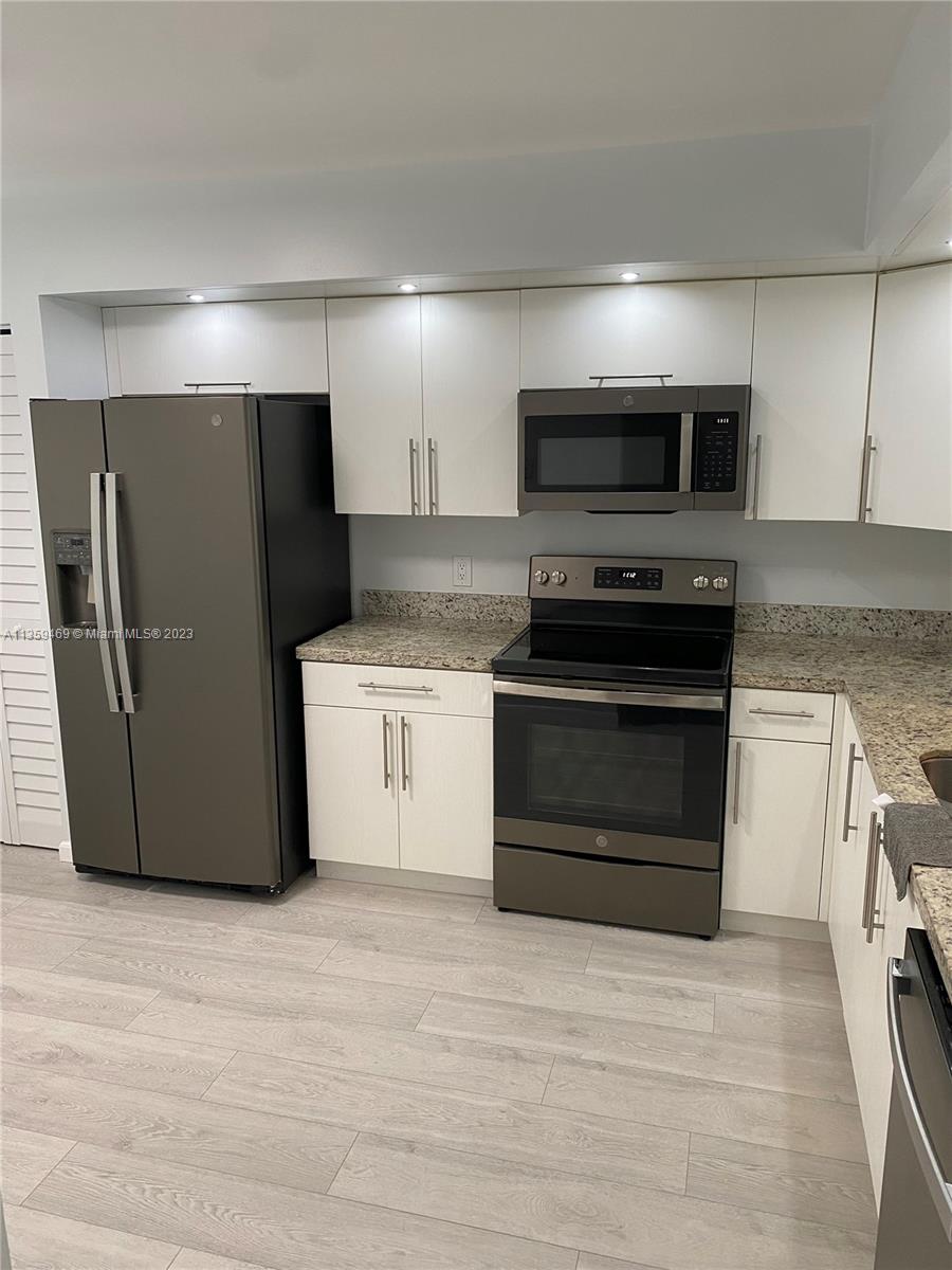 BUCKINGHAM EAST AT CENTUR - Residential