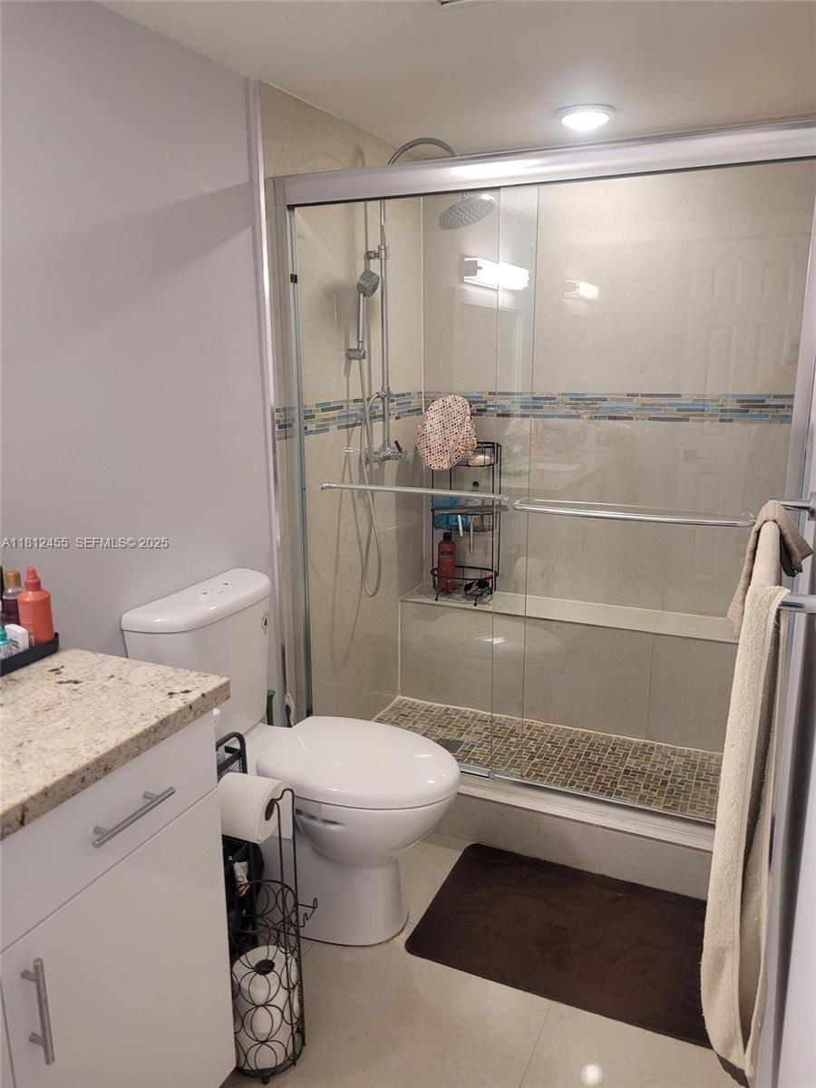 HILLCREST EAST NO 23 COND - Residential