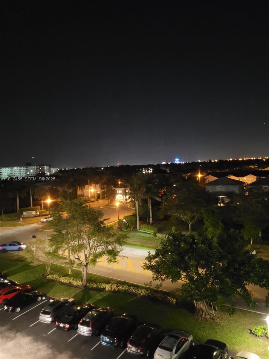 HILLCREST EAST NO 23 COND - Residential