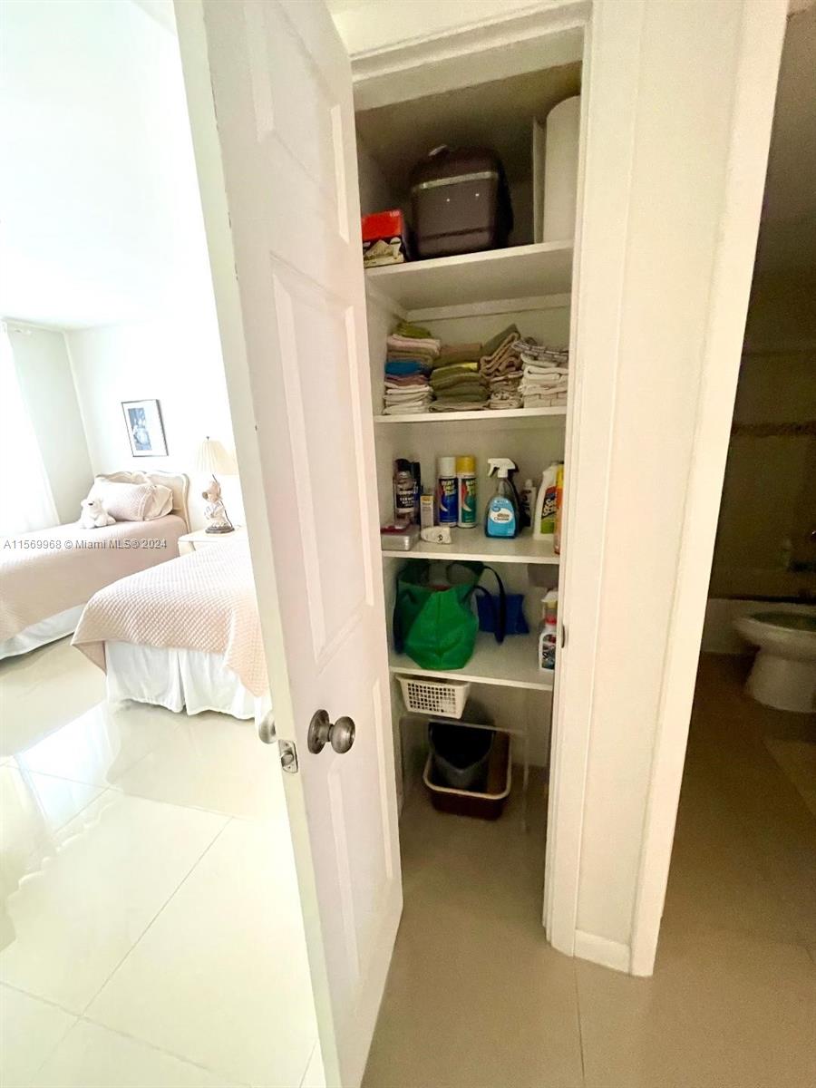 CASA PARADISO CO-OP - Residential Lease