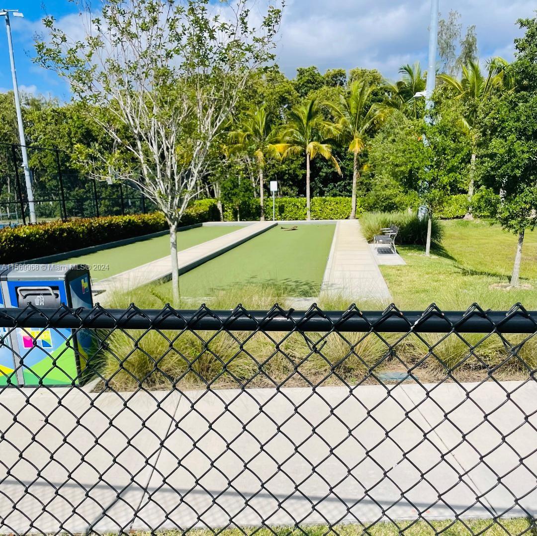 CASA PARADISO CO-OP - Residential Lease