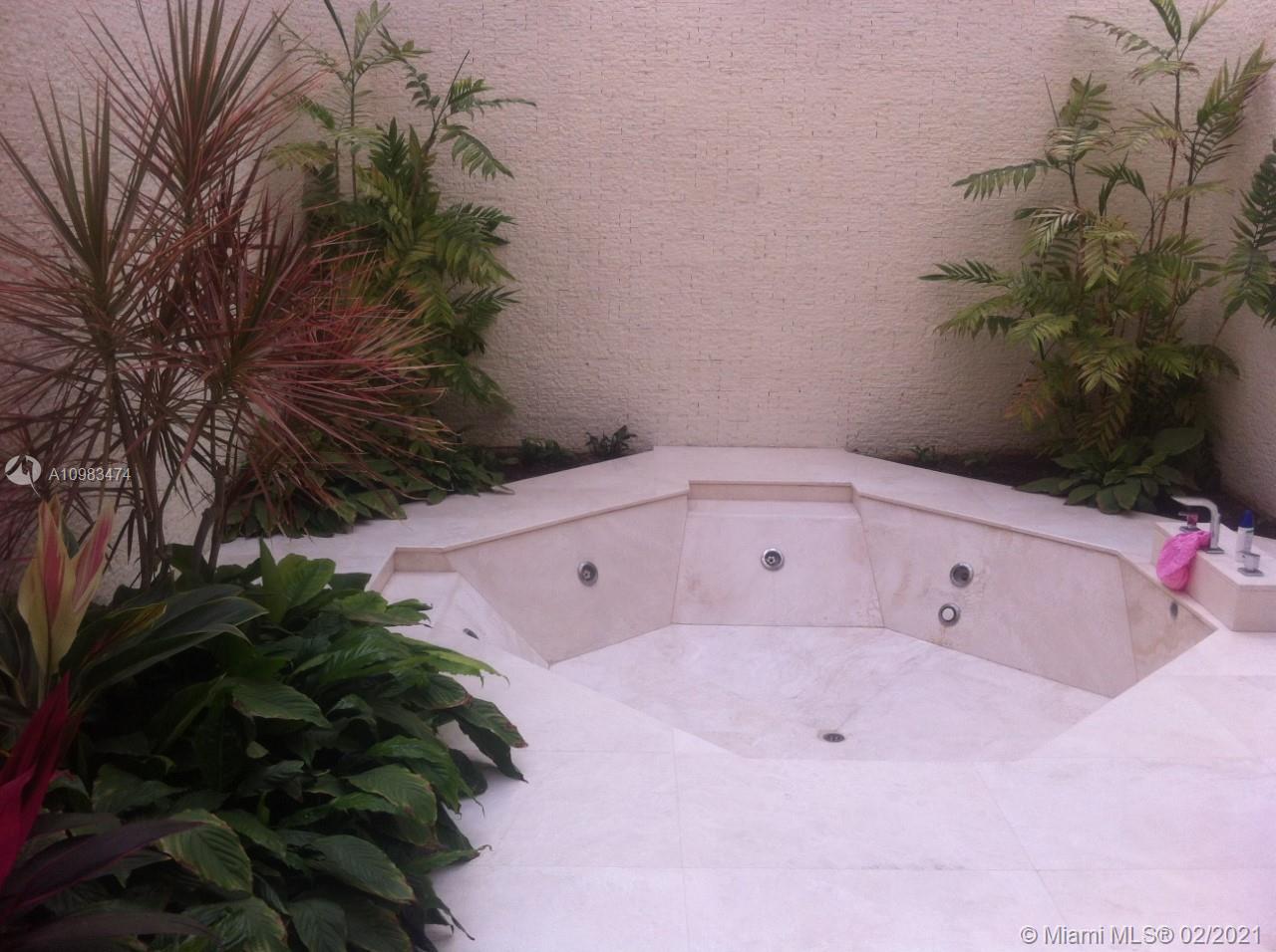 Casuarinas, Lima-Peru - Residential