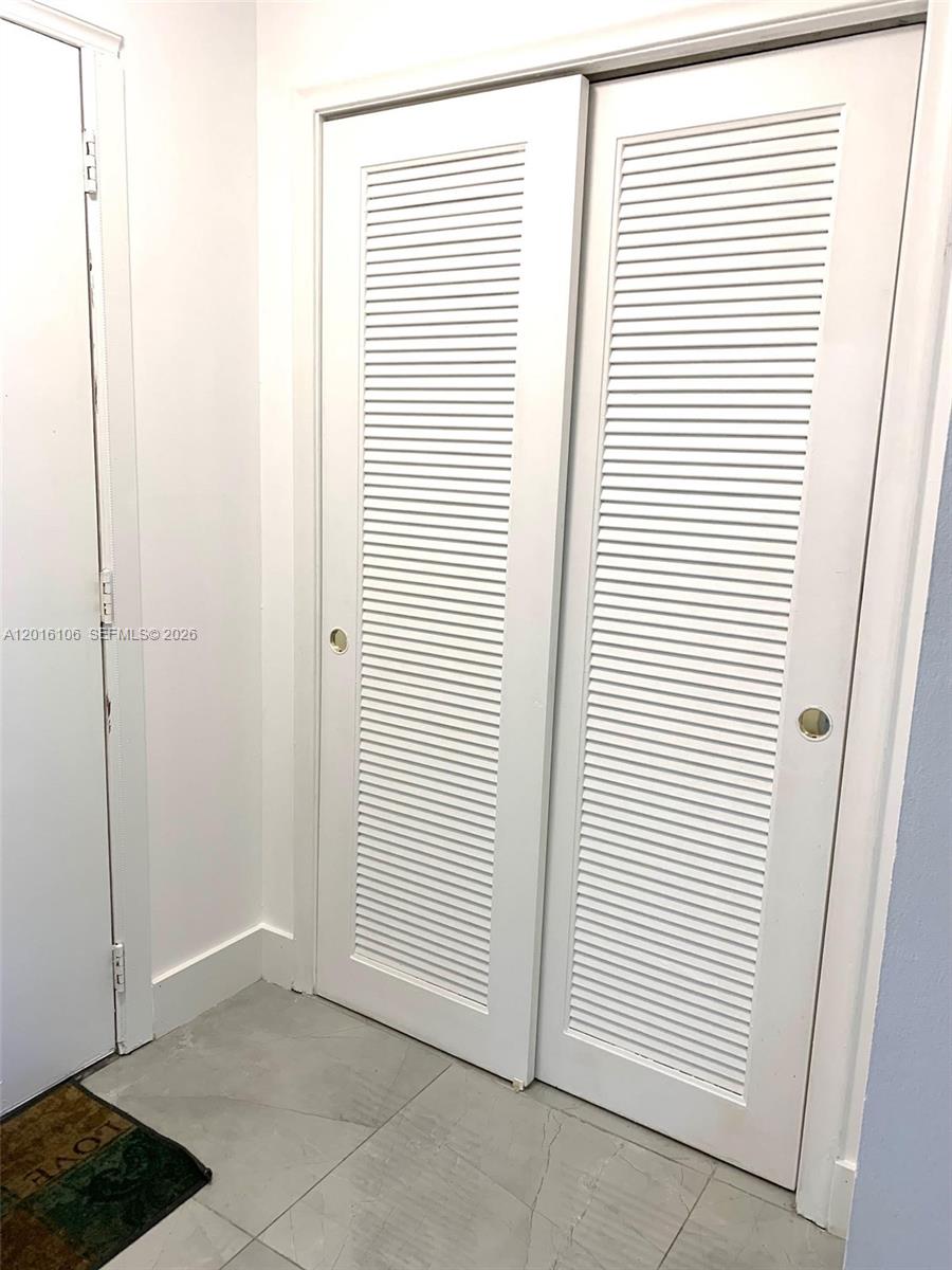 MEADOWBROOK CONDO APTS BL - Residential