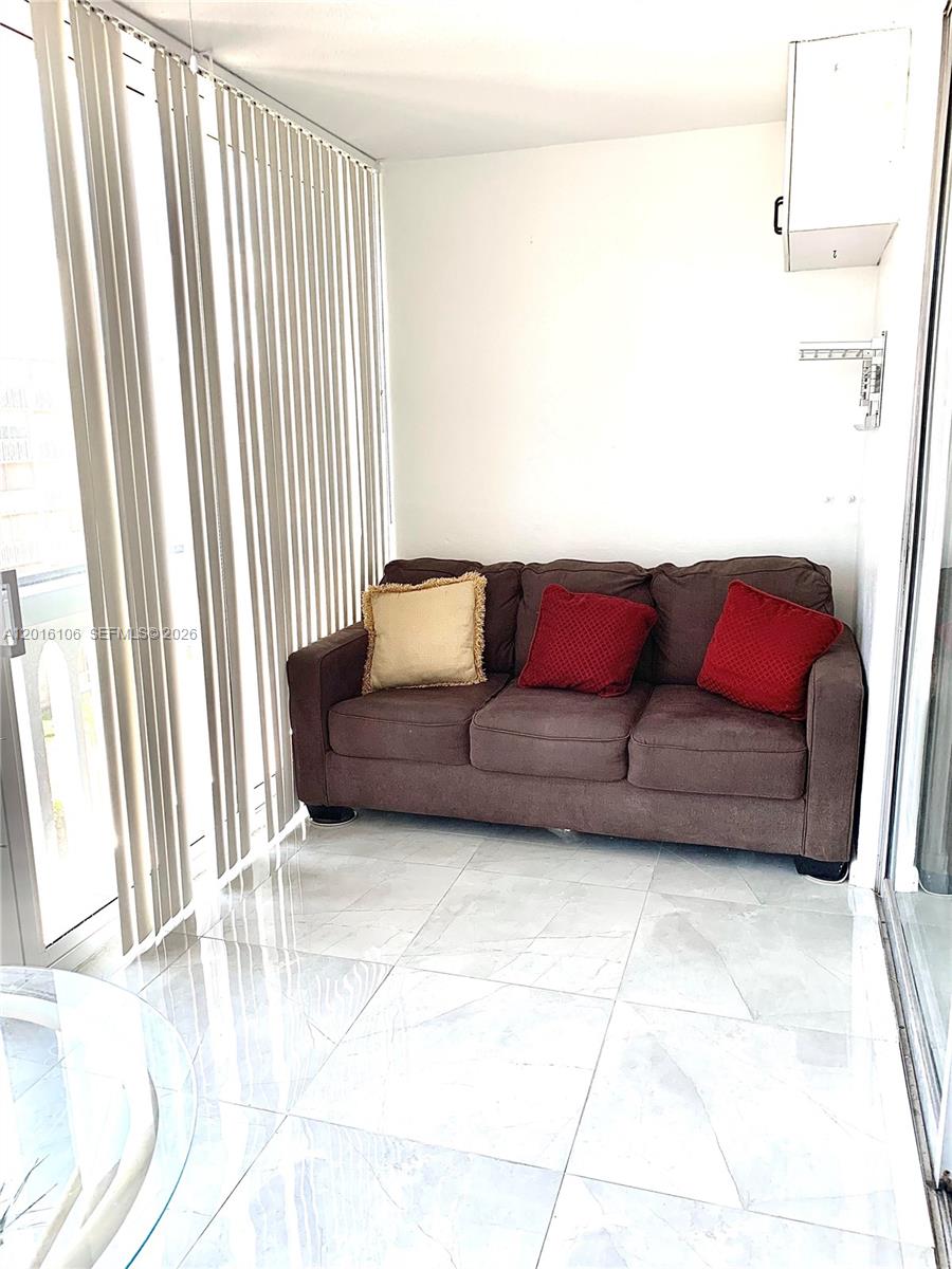 MEADOWBROOK CONDO APTS BL - Residential