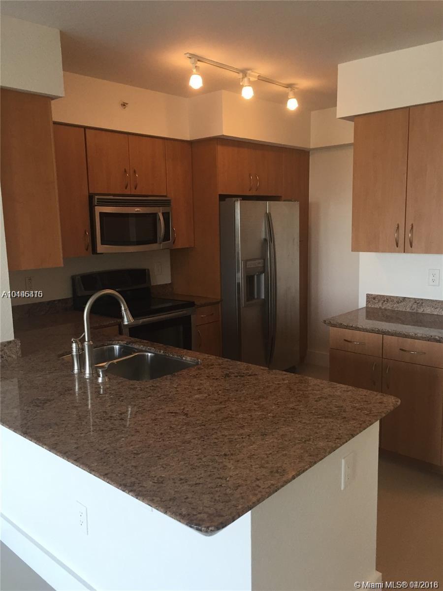 RADIUS CONDO - Residential Lease