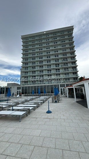 19201 Collins Ave 1119