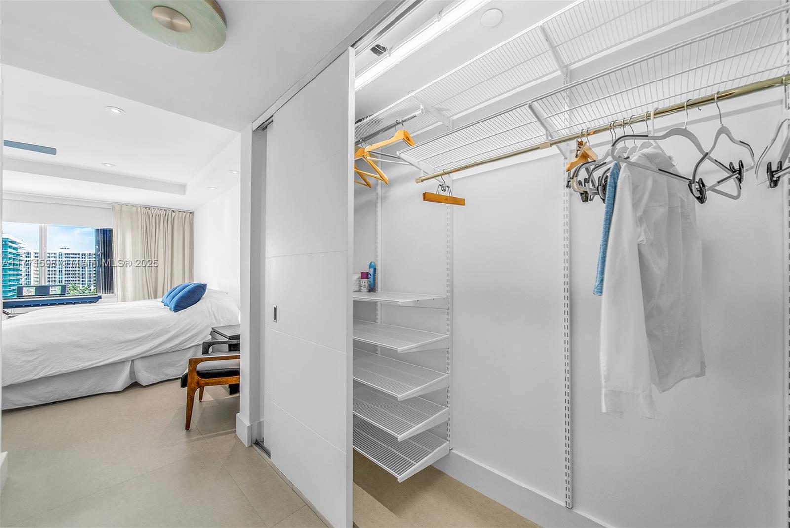 KEY COLONY NO 1 - Residential Lease