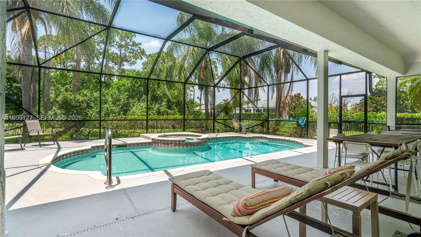 STONEWAL ESTATES - Residential Lease