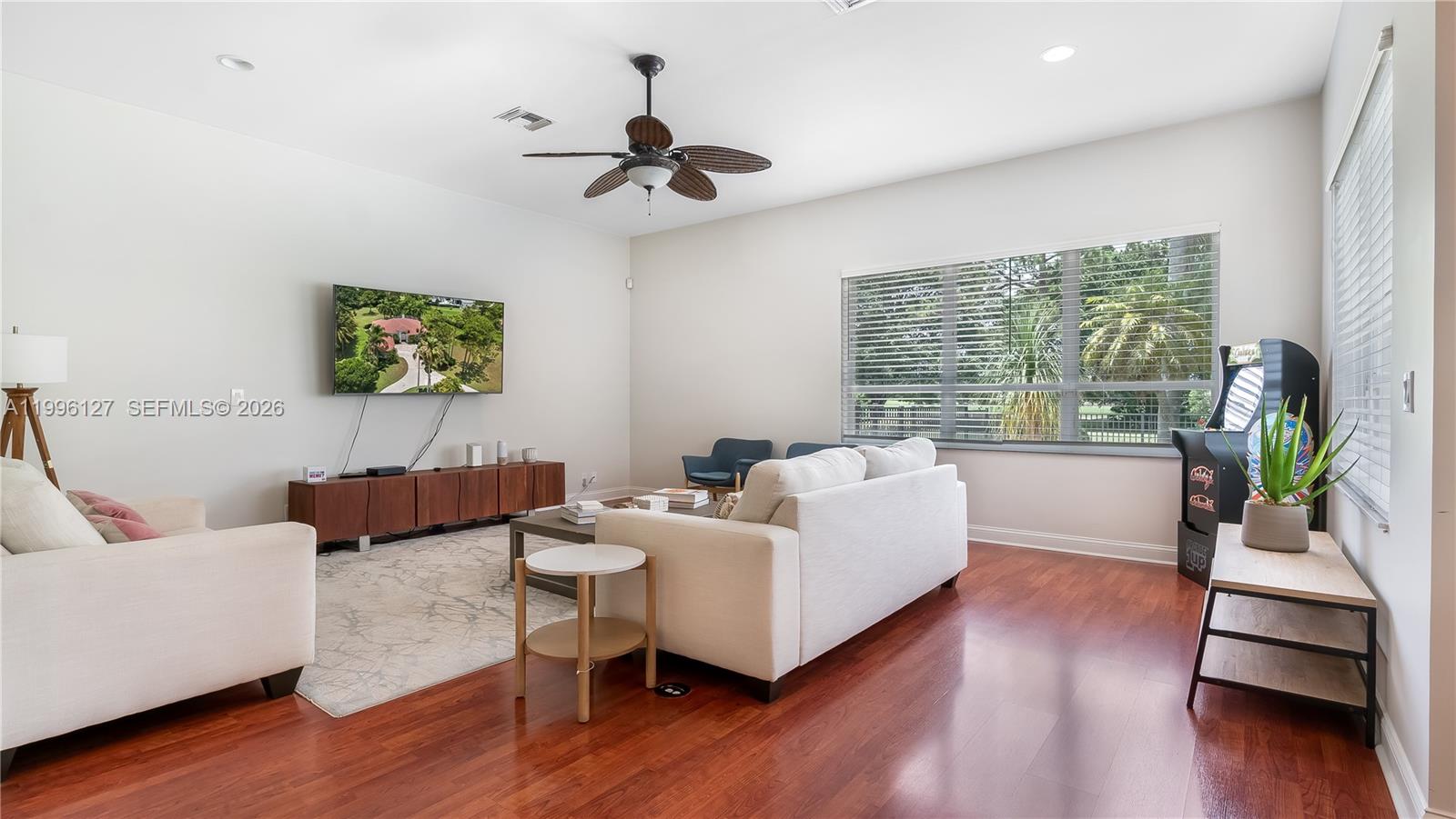 STONEWAL ESTATES - Residential Lease