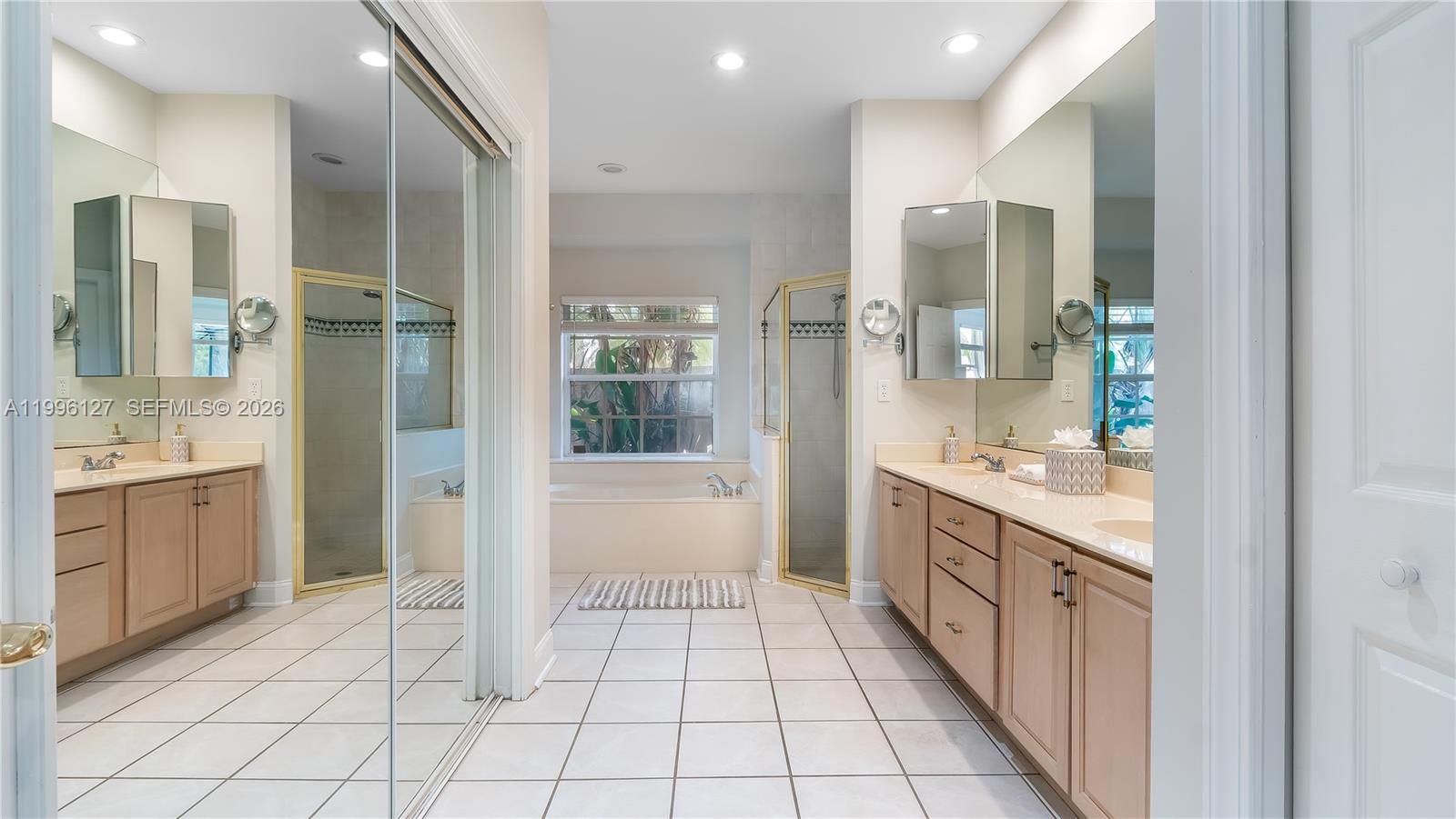 STONEWAL ESTATES - Residential Lease