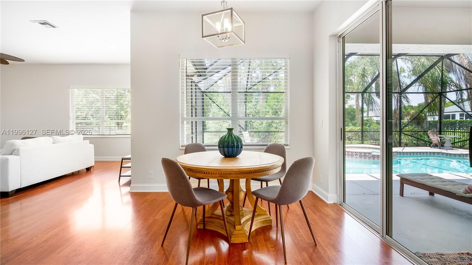 STONEWAL ESTATES - Residential Lease