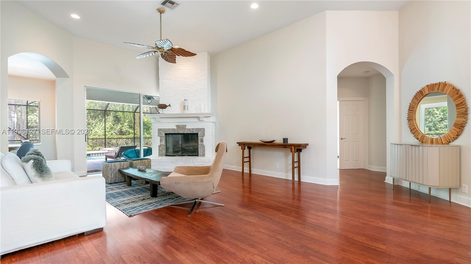 STONEWAL ESTATES - Residential Lease