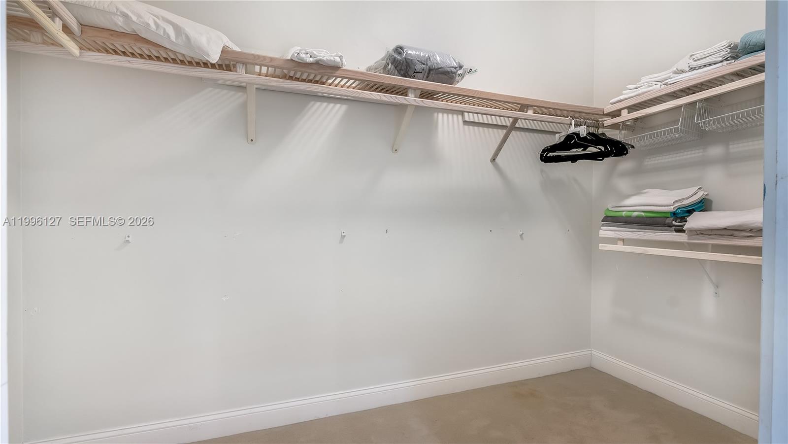 STONEWAL ESTATES - Residential Lease