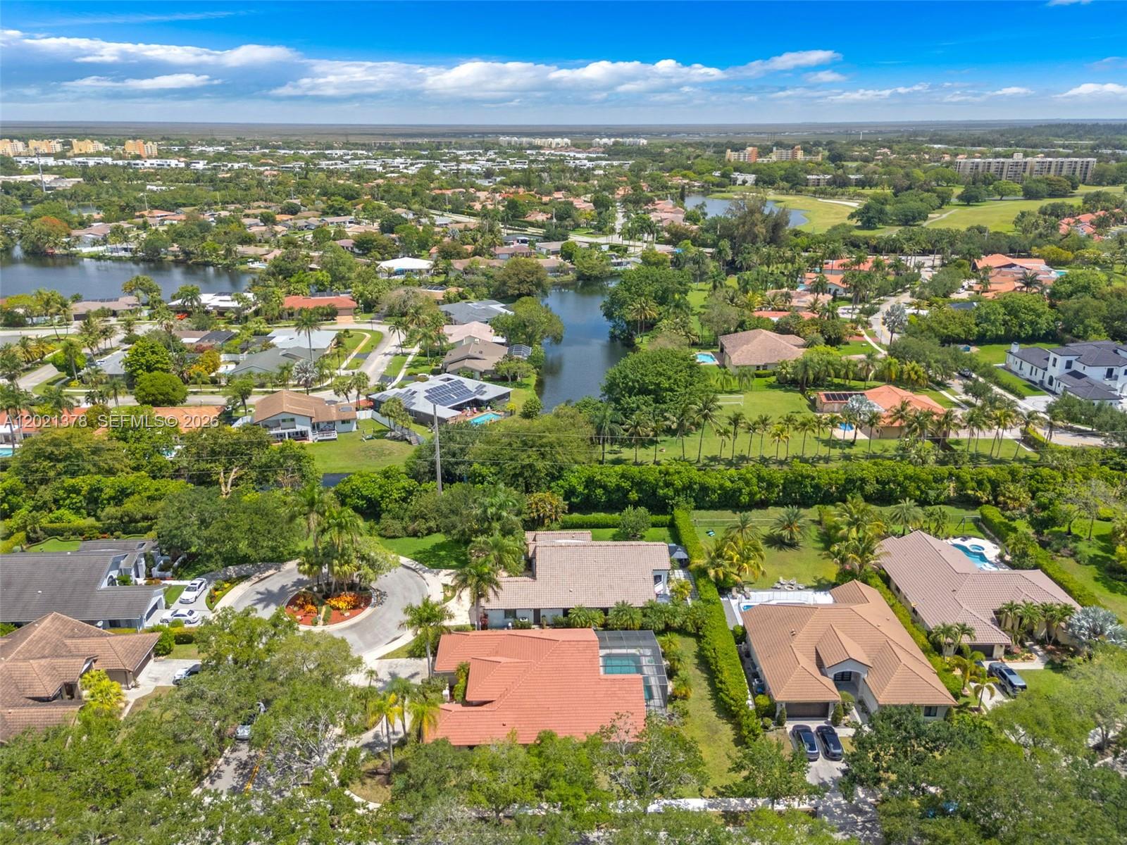 COUNTRY ISLES - Residential