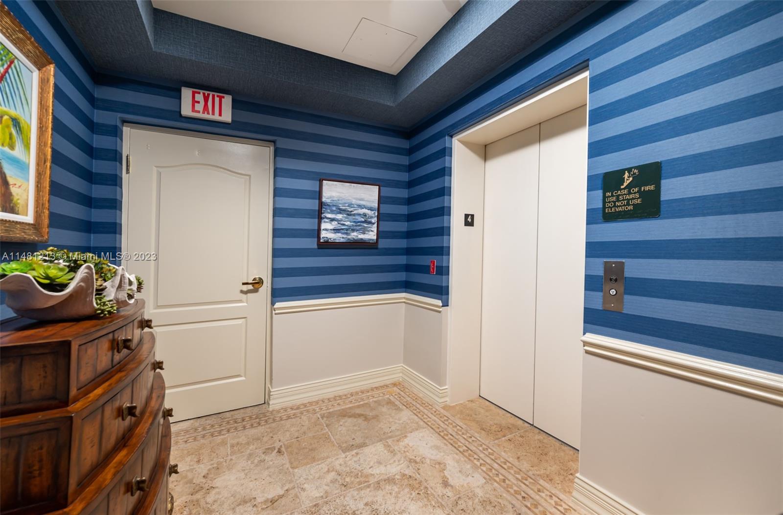 VILLAS OF POSITANO CONDO - Residential