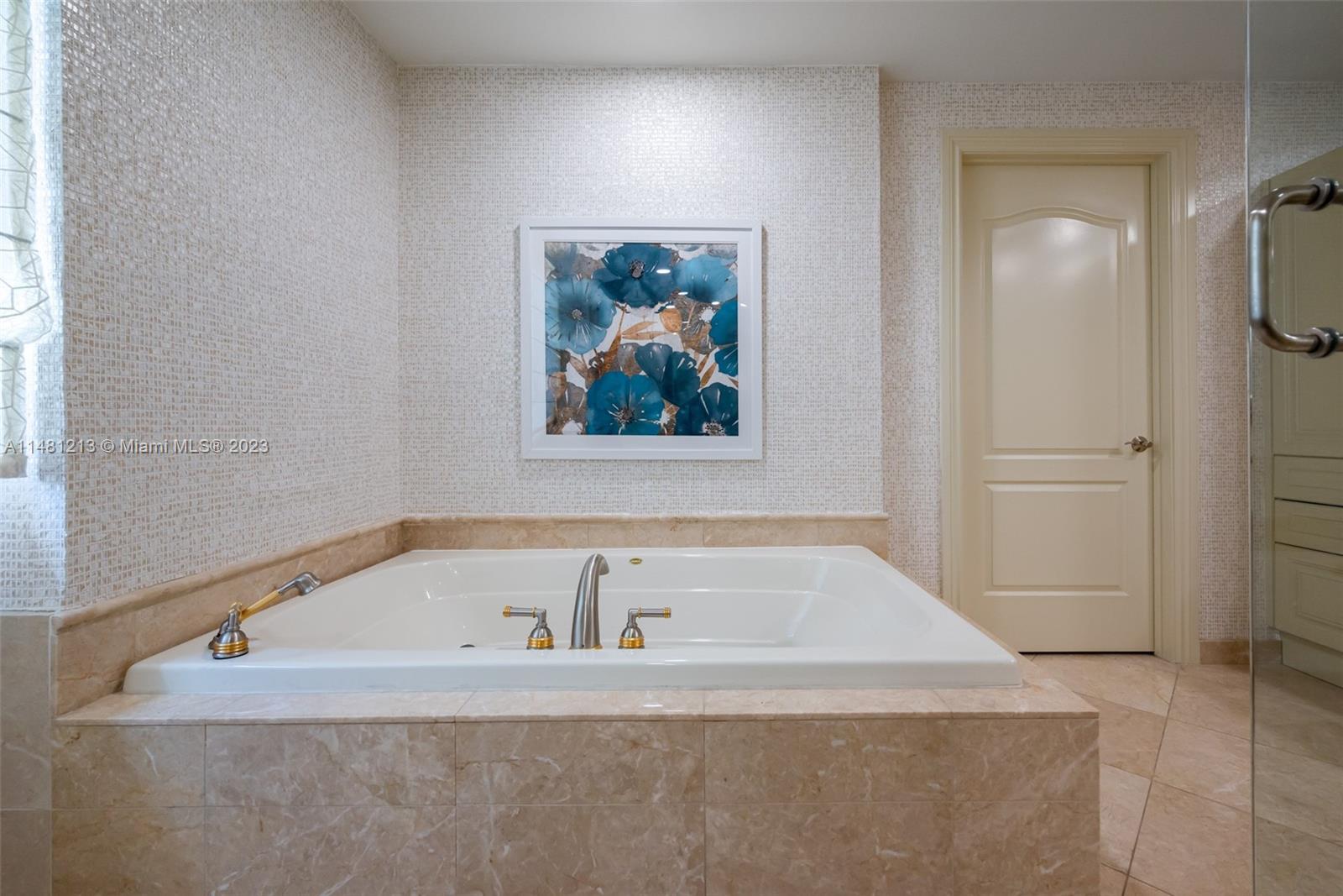 VILLAS OF POSITANO CONDO - Residential