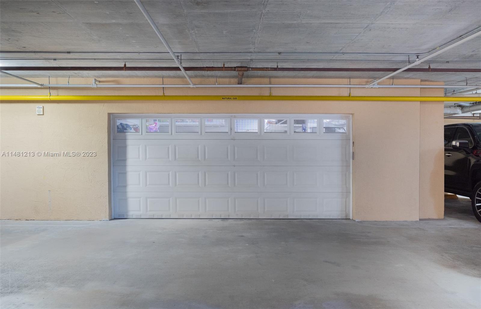 VILLAS OF POSITANO CONDO - Residential