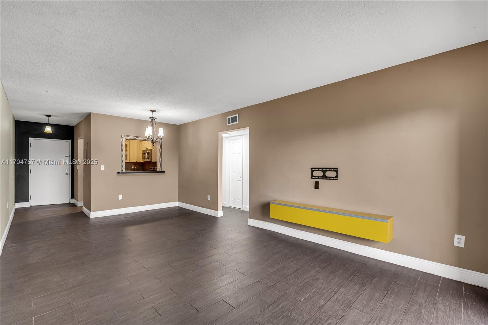 BELLA VENEZIA CONDO - Residential