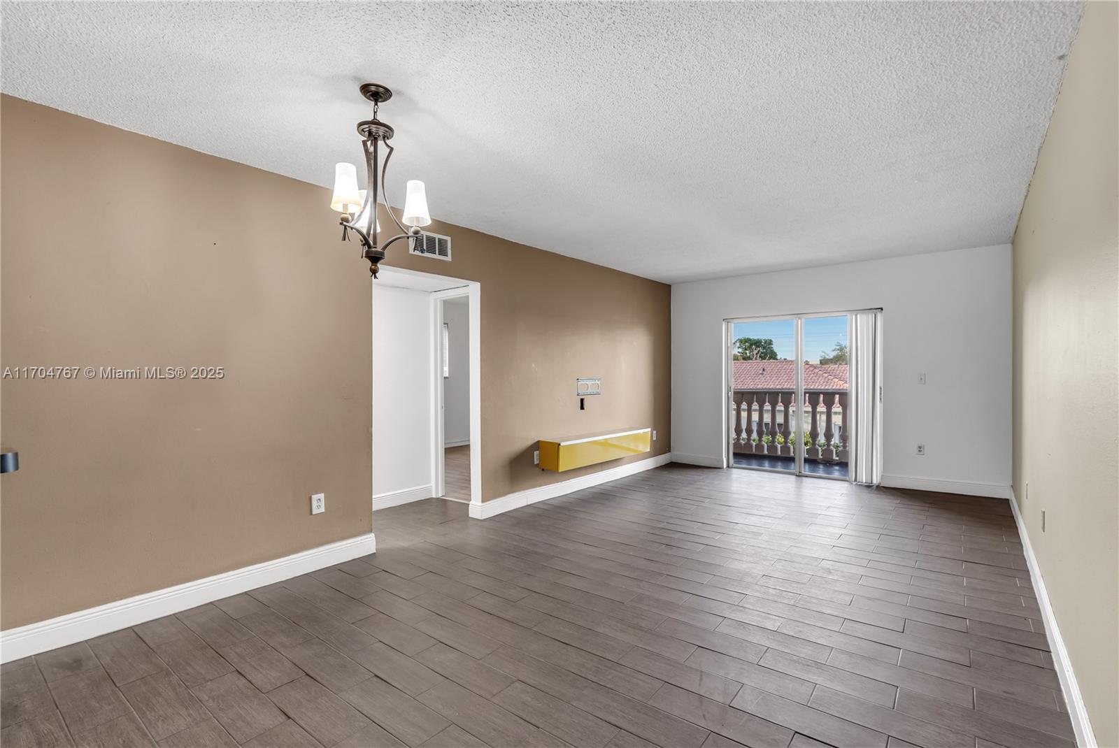 BELLA VENEZIA CONDO - Residential