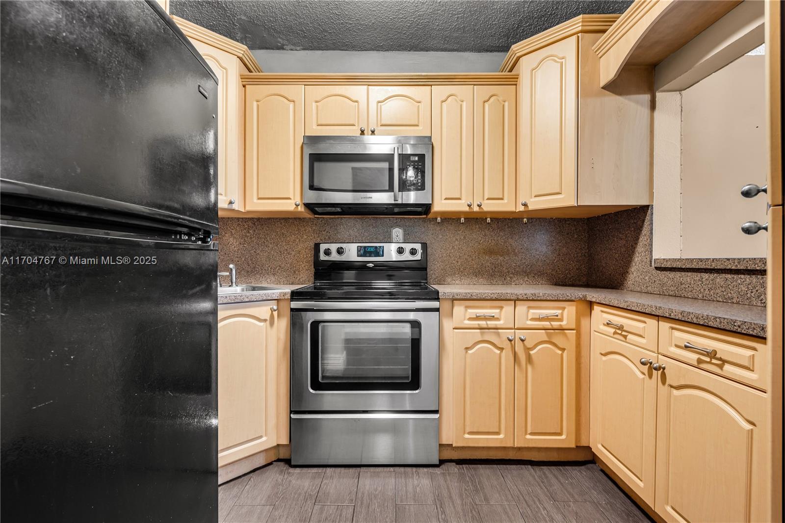 BELLA VENEZIA CONDO - Residential