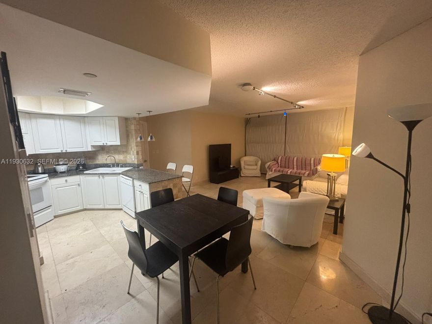 Surfside 1 bedroom ocean front apartment, great neighborhood. Direct access to the beach. One of the best schools in Miami-Dade. Easy parking lot, 1 parking space. Access to all communities and services. Walking distance from restaurant , shops and Bal-Harbor shopping mall.