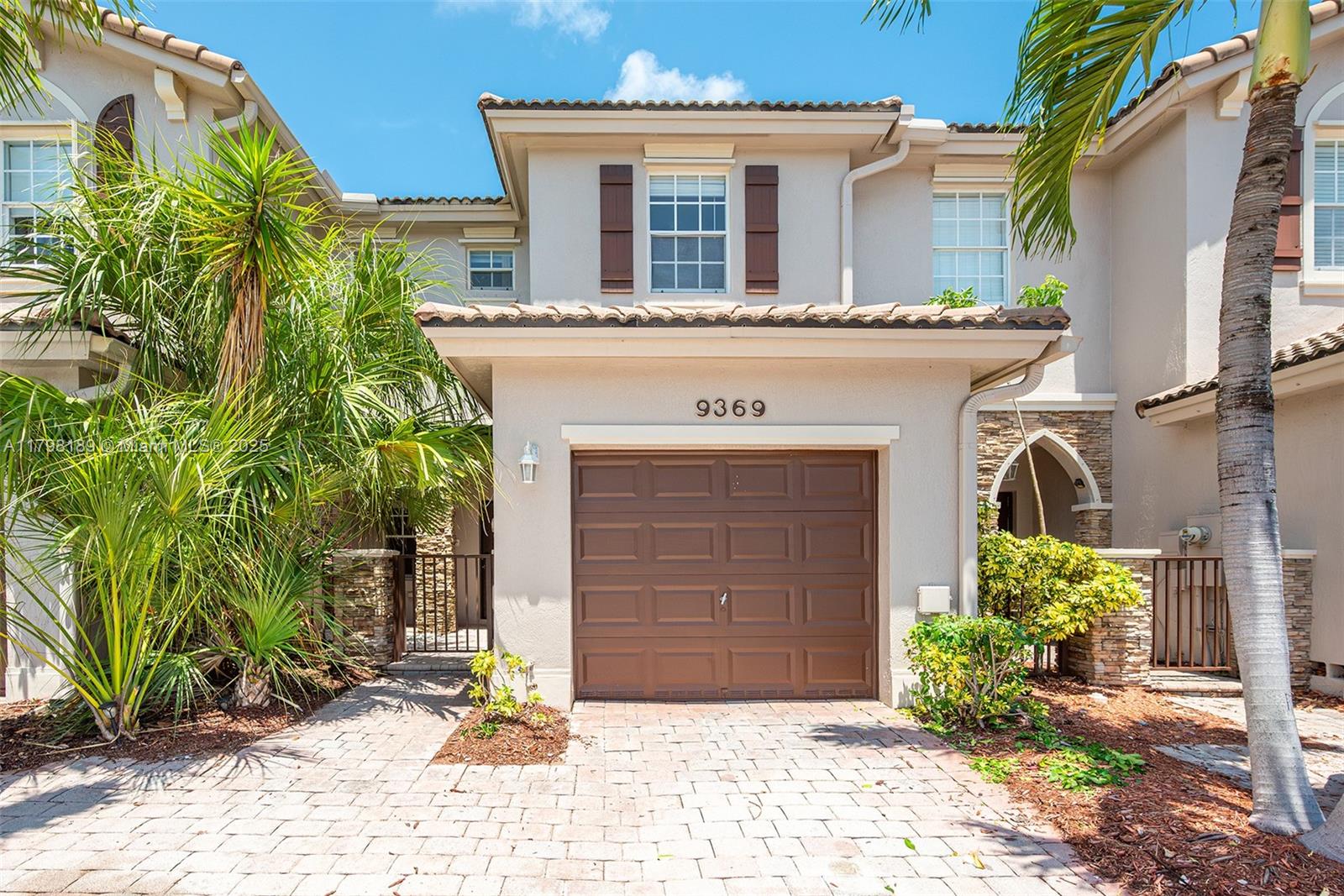 Rental Property at 9369 Sw 219th St, Cutler Bay, Miami-Dade County, Florida - Bedrooms: 2 
Bathrooms: 3  - $2,700 MO.
