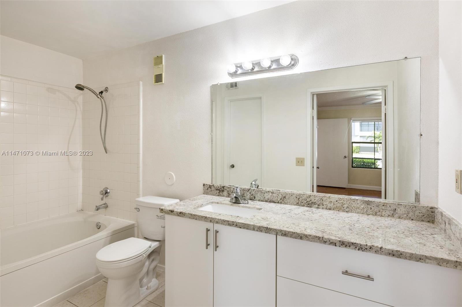 CORAL CLUB GARDEN VILLAS - Residential