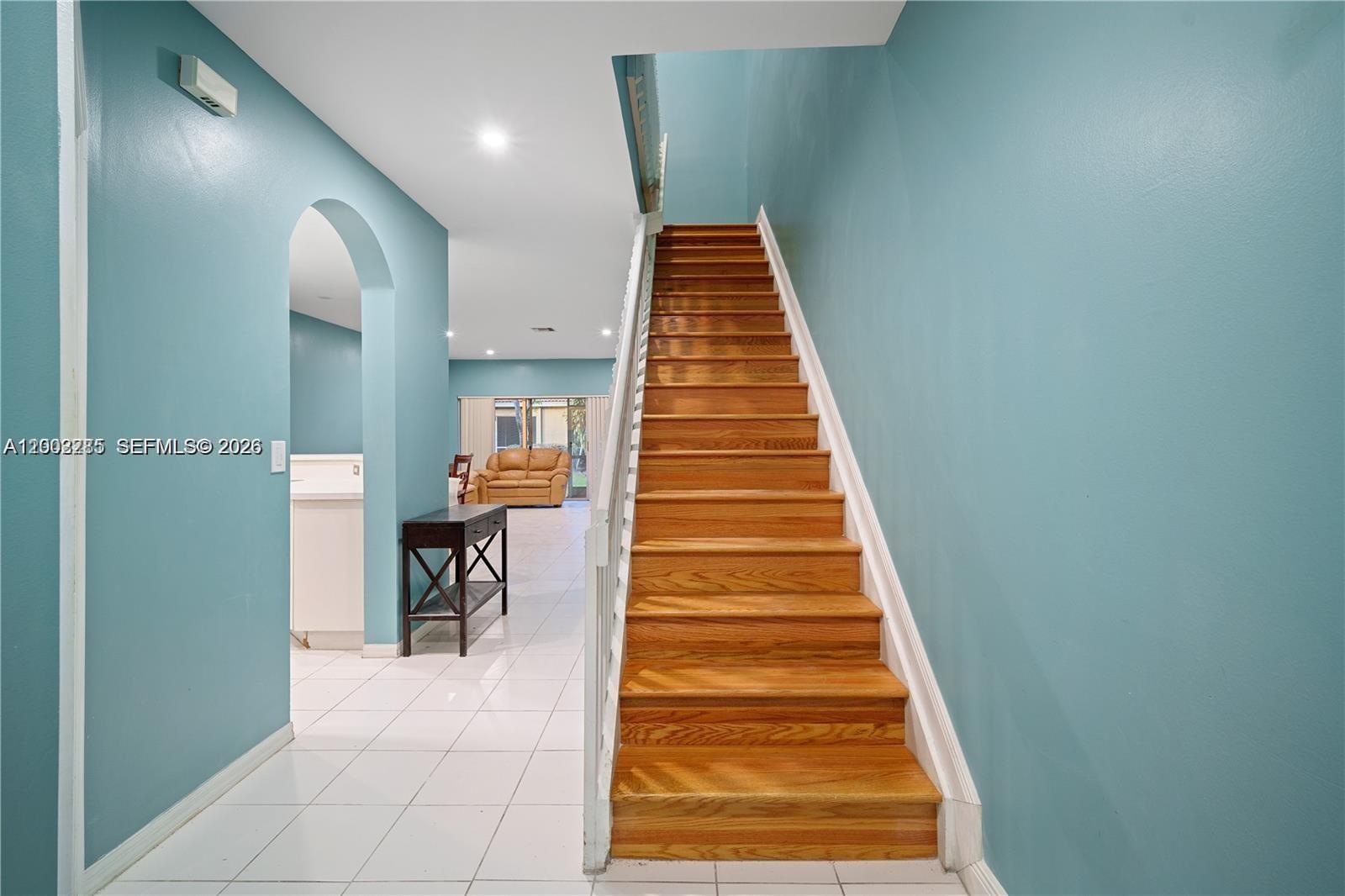 12111 SW 5th Ct ROOM