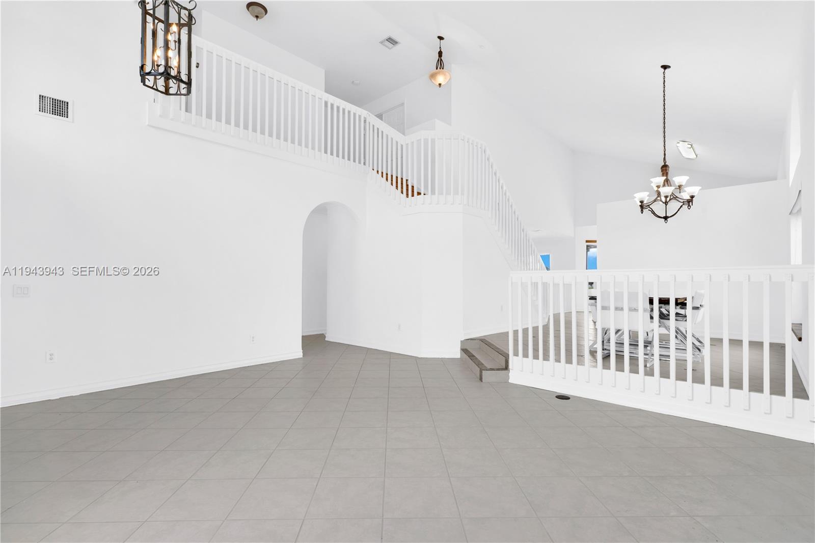 SILVER SHORES (PARCELS H - Residential