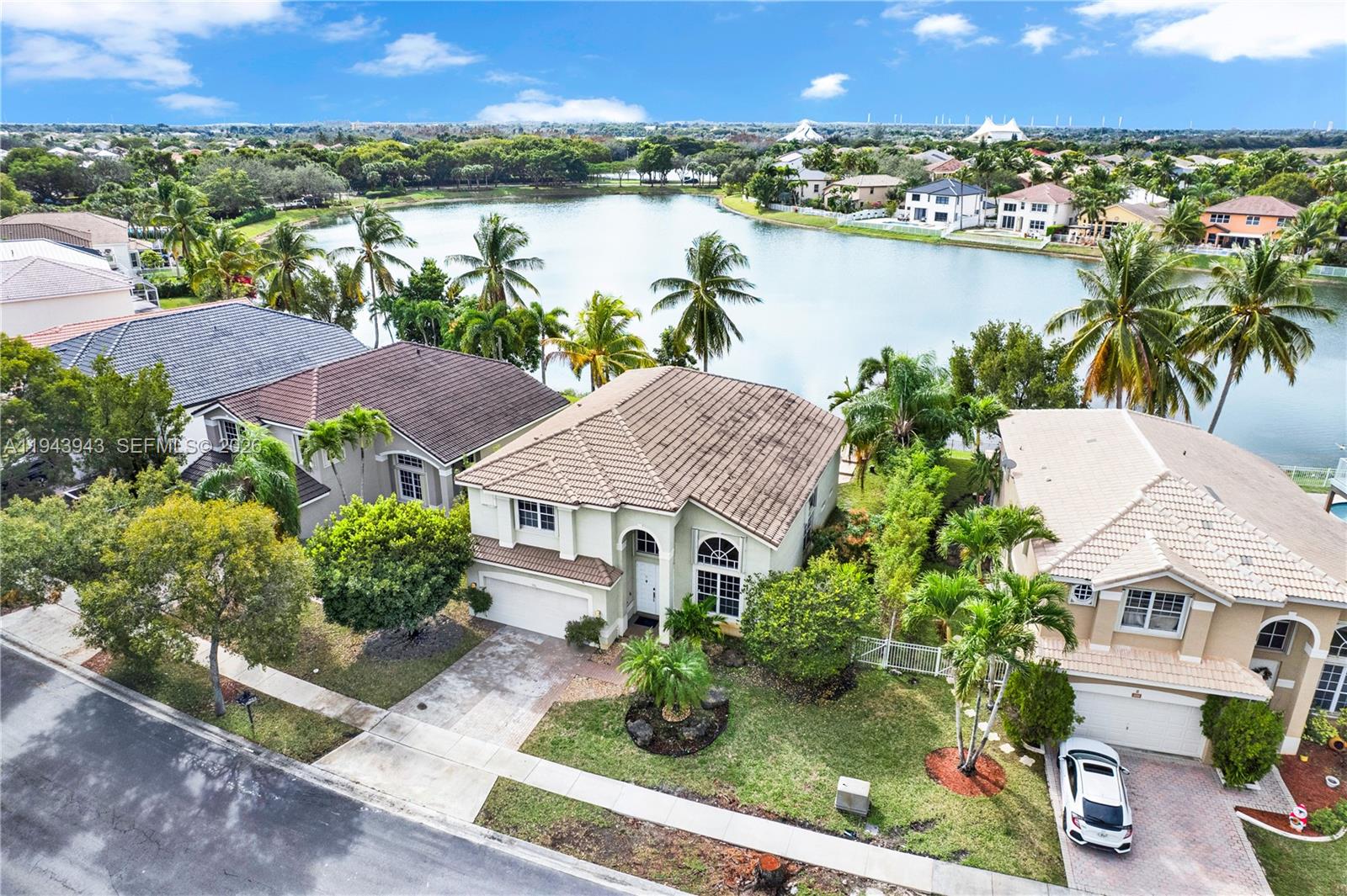 SILVER SHORES (PARCELS H - Residential